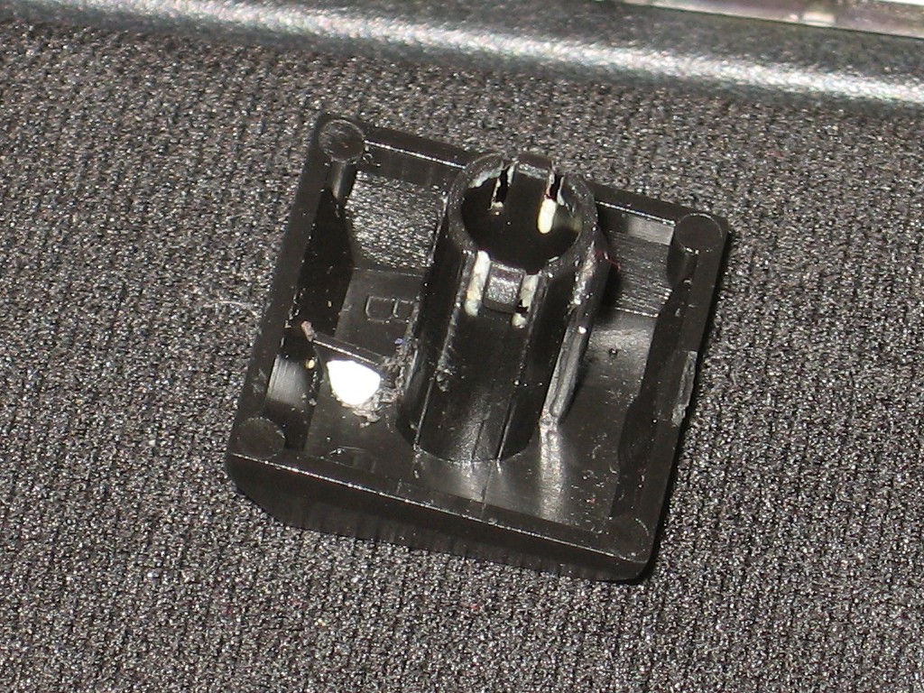 rivet1.jpg