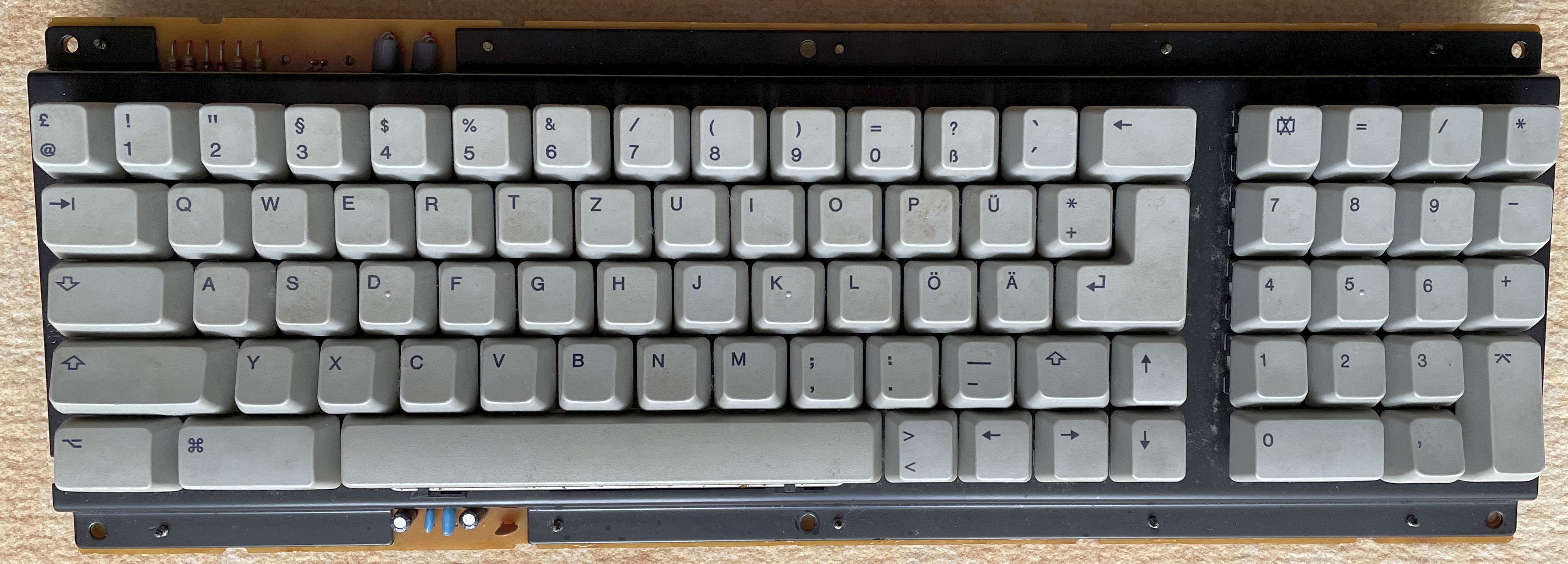 m0110a-b.jpg