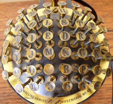 Writing_ball_keyboard_3.jpg